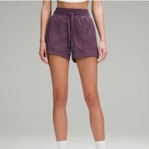 Lululemon Dance Studio High Rise Short 3.5"